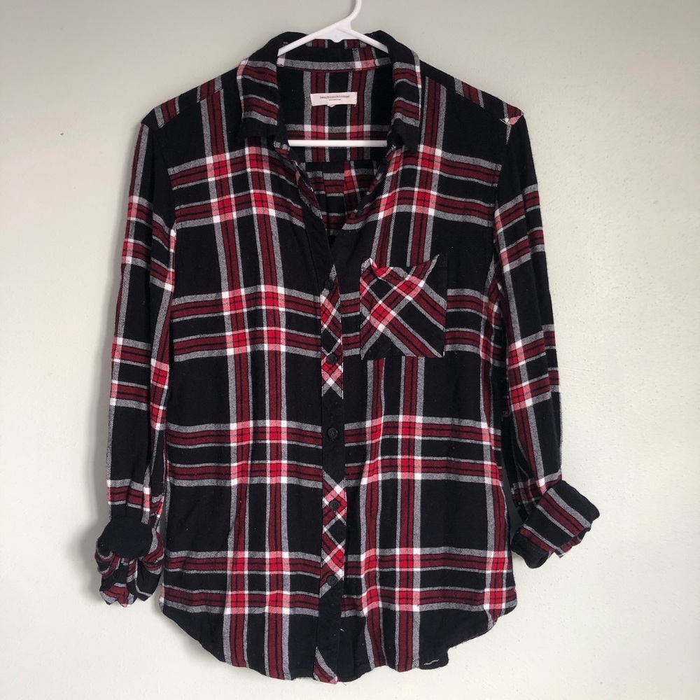 Beach Lunch Lounge flannel red, white, and navy XS